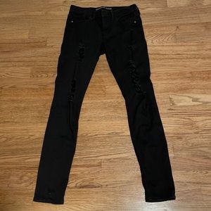 Black ripped skinny jean from expressed size 4